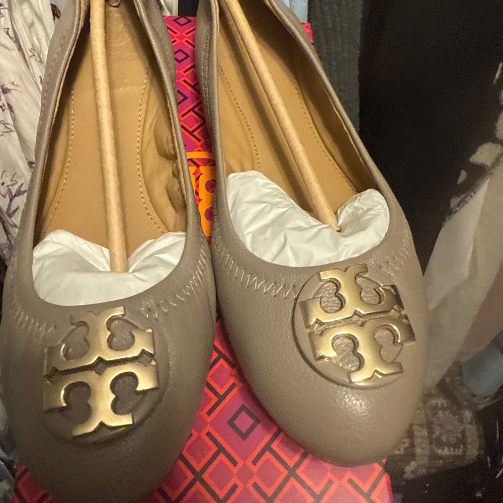 Tory Burch Claire Flats